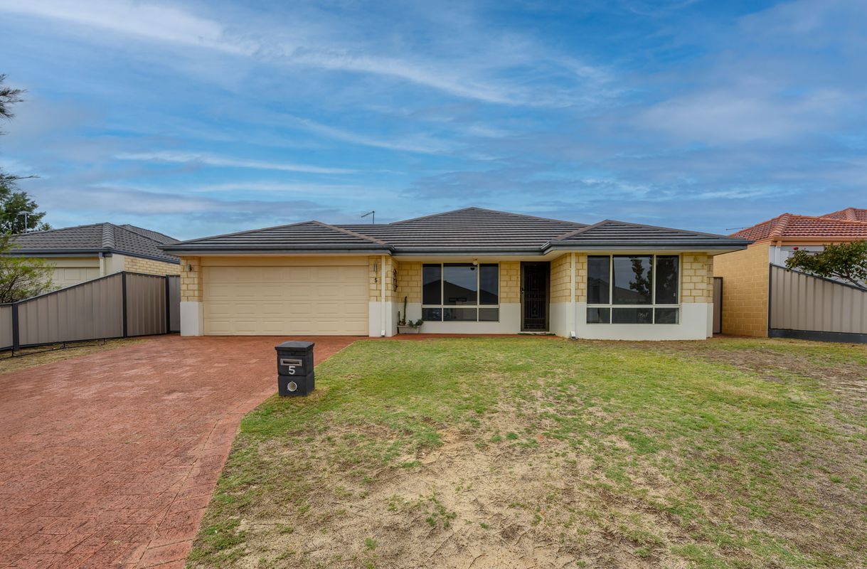 5 CALNEGGIA DRIVE, Byford