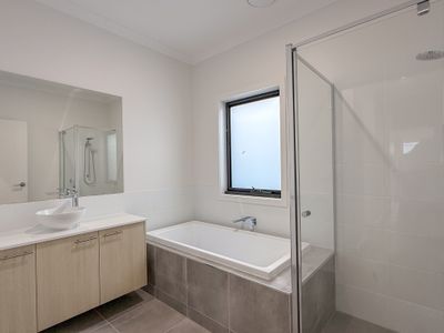 12 Heirloom Way, Swan Hill