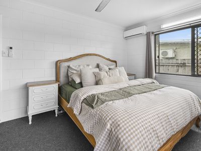 24 SKULL ROAD, White Rock