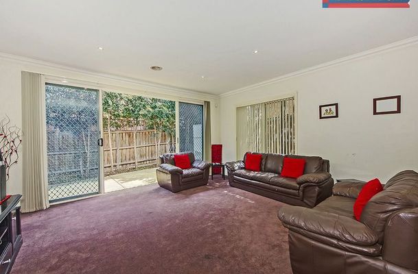 11 Marchmont Rise, Craigieburn