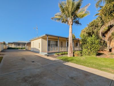 unit 1 / 14 Soudan Street, Lake Boga