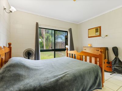 6 Yates Court, White Rock