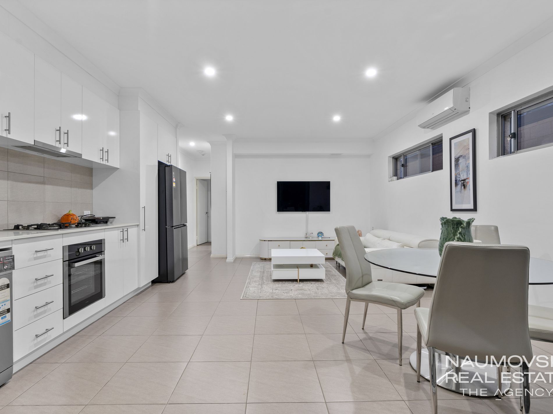 1 / 150 Ravenswood Drive, Nollamara