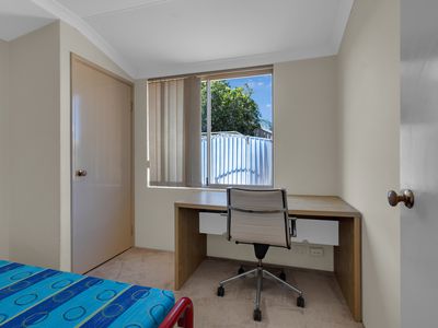 48 MCLEAN ROAD, Canning Vale