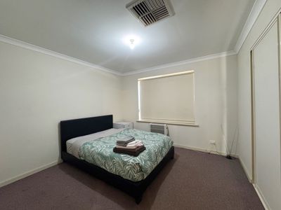 32 / 3 Great Eastern Highway, Somerville