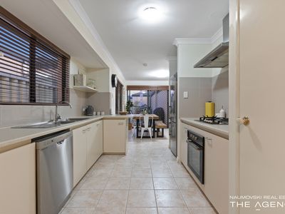 9B Windemere Crescent, Nollamara