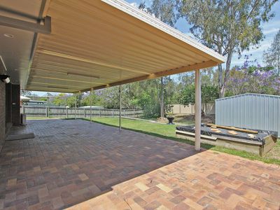 110 Equestrian Drive, Yamanto