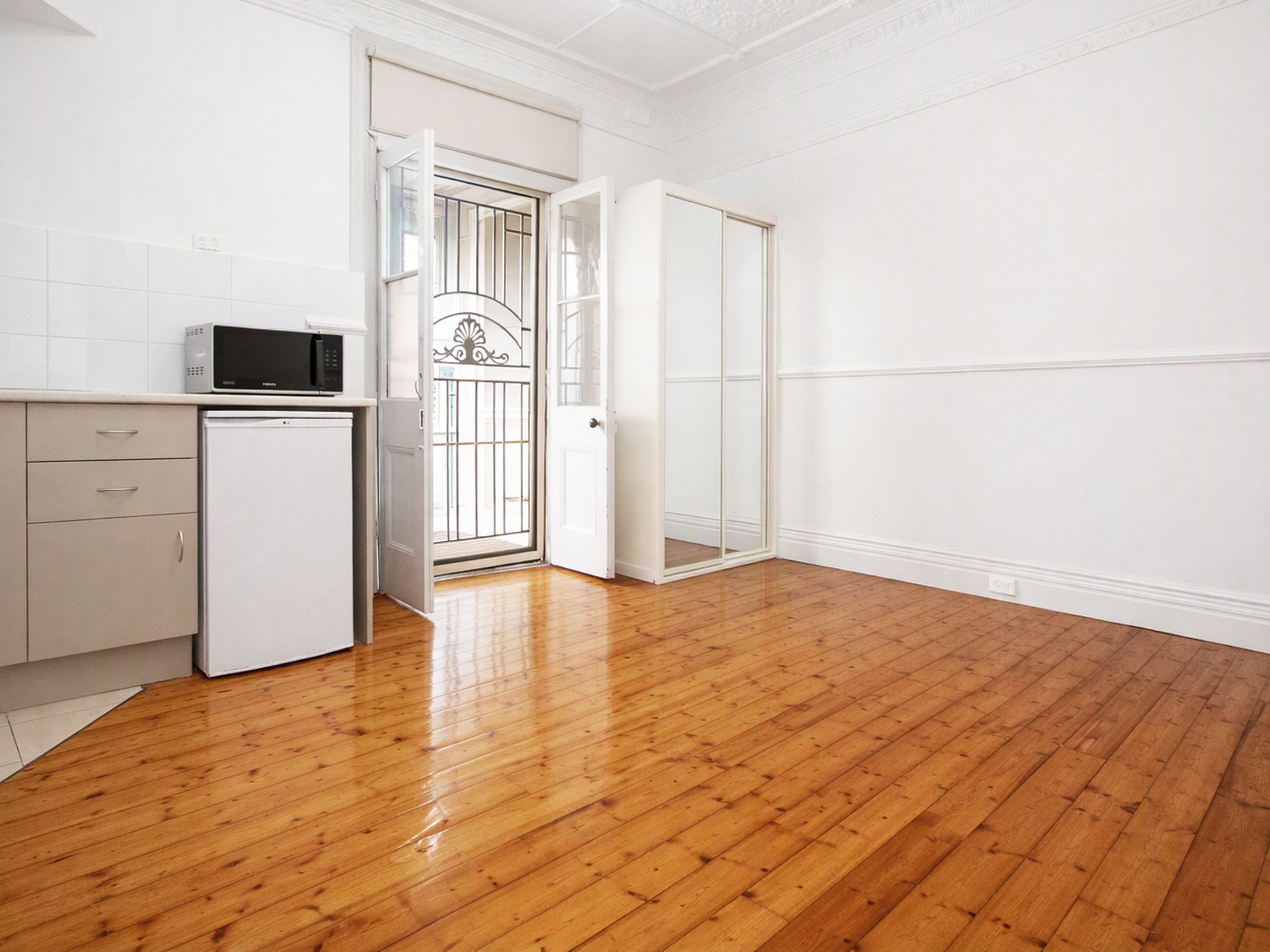 3 / 12 The Boulevarde, Lakemba