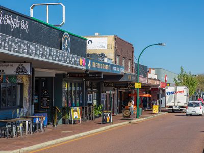985 Albany Highway, East Victoria Park