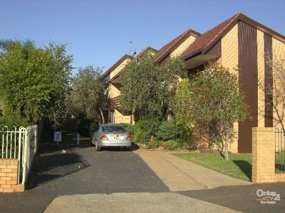 4 / 144 Bourke Street, Dubbo