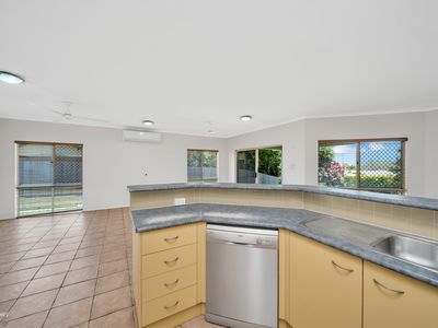 12 Warncke Close, Gordonvale