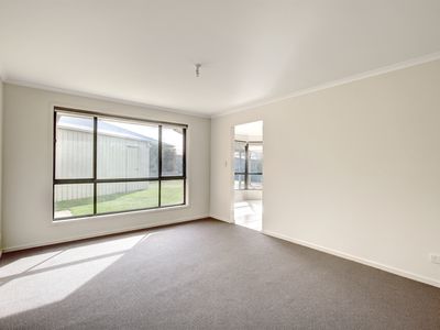 14 Henry Moss Court, Murray Bridge