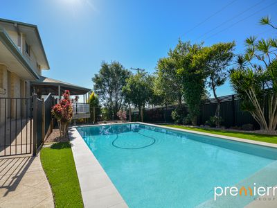 8 Dawson Court, Collingwood Park