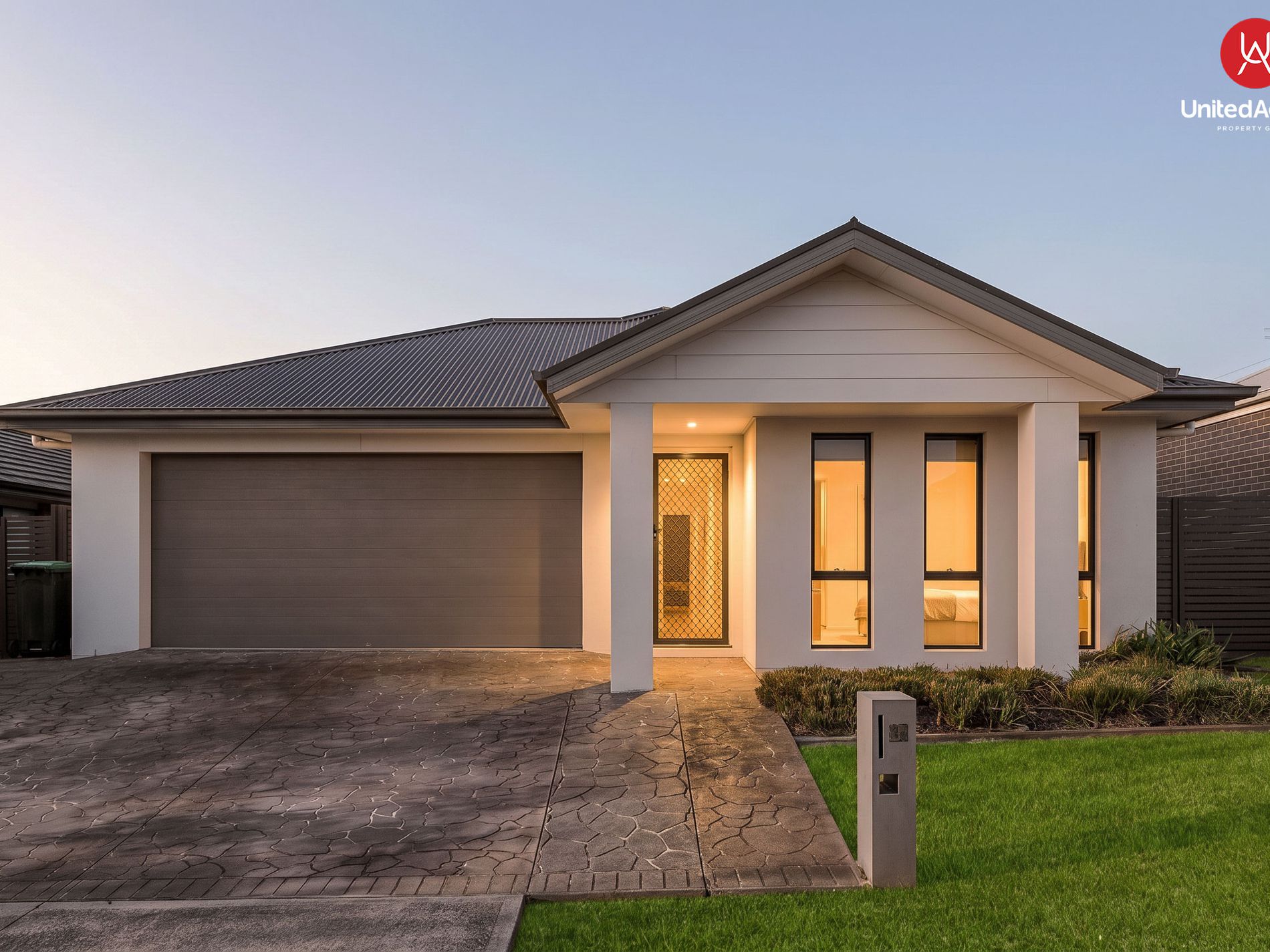 11 Duncombe Avenue, Gledswood Hills