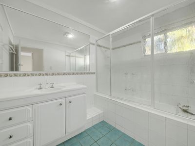 6  Russ Street, Sun Valley