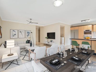 11 Lakes Entrance Dr, Springfield Lakes