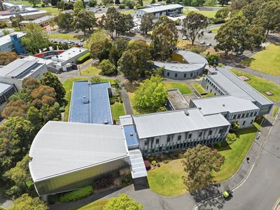 B1 / 75 Newnham Drive, Newnham