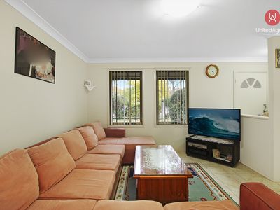 17 Rabett Crescent, Horningsea Park