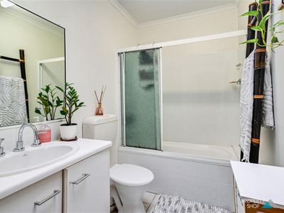 16 / 457 Severin Street, Manunda
