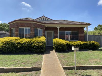 60 Conquest Drive, Werribee