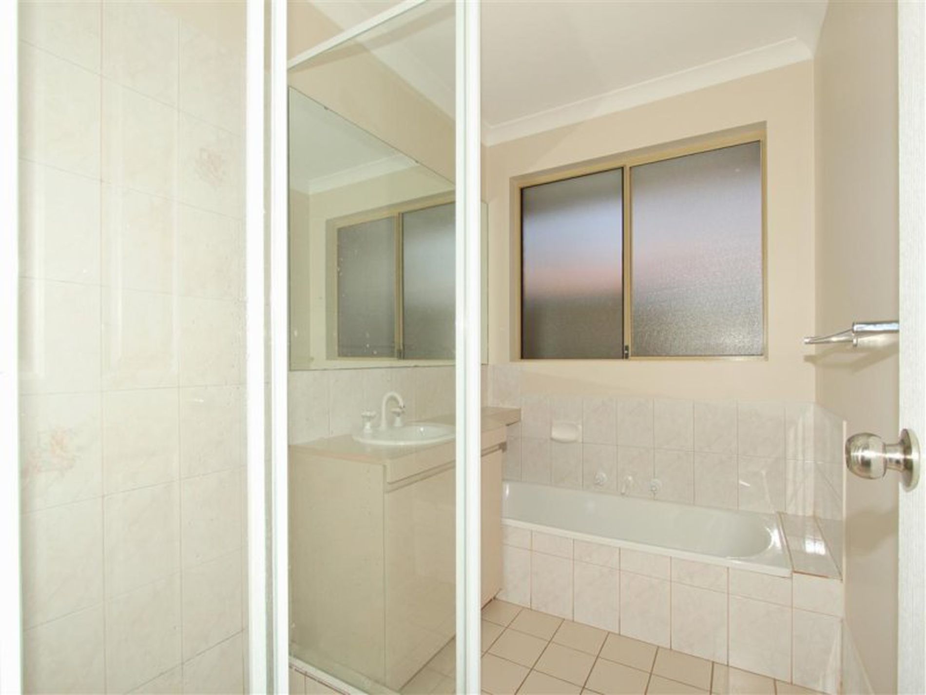 14B Salisbury Road, South Kalgoorlie