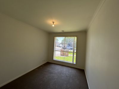 1/53 May Avenue, Altona Meadows