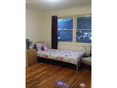 261 Kooba Street, North Albury