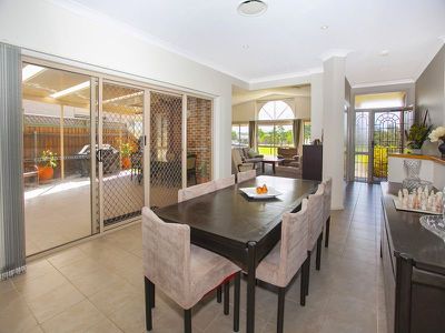 106 Stanthorpe Drive, Kanahooka