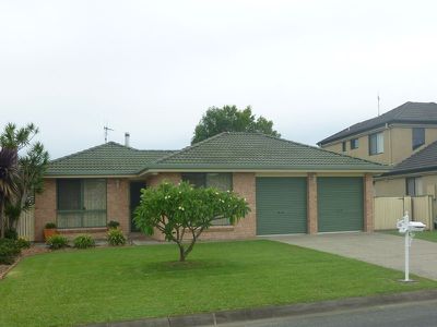 19 Eyre Crescent, Forster