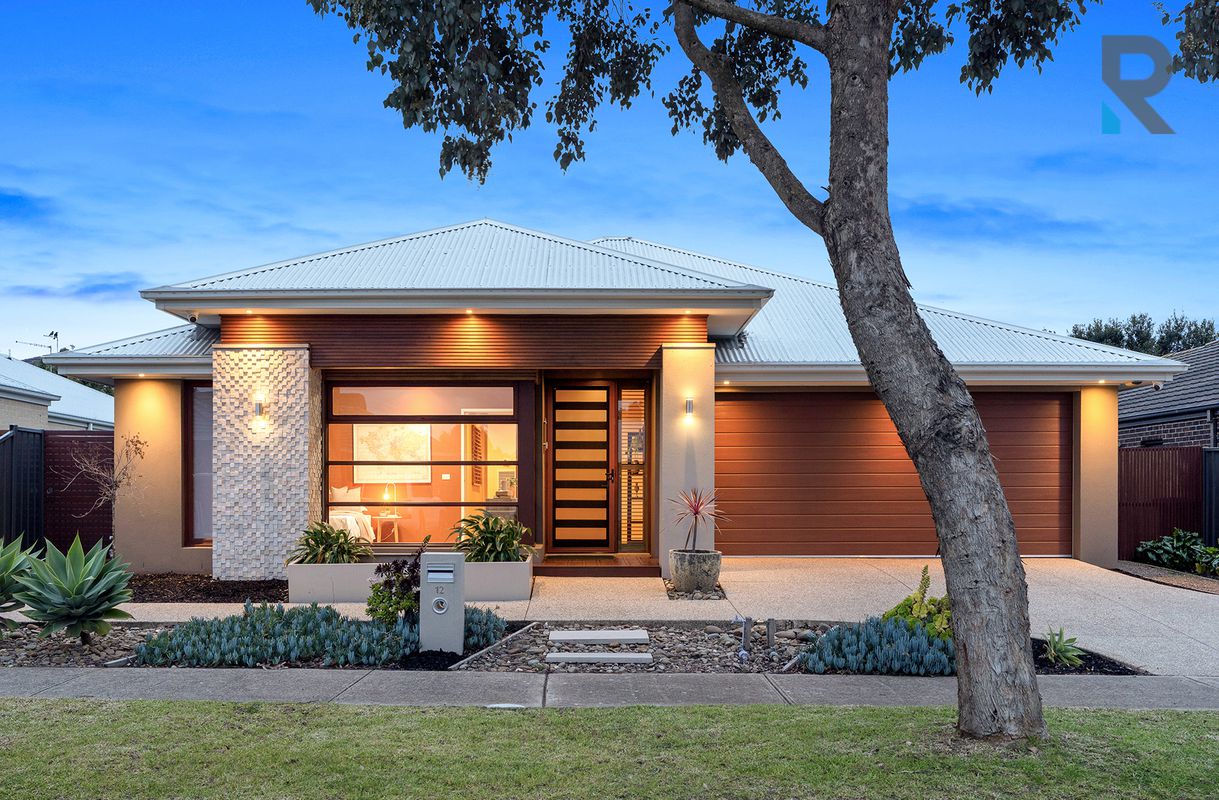 12 Cavalier Drive, Craigieburn