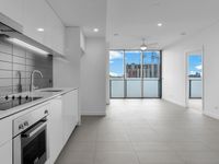 1204 / 10 Trinity Street, Fortitude Valley