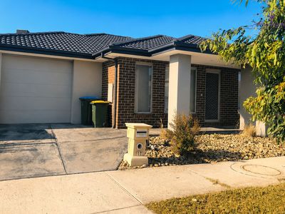 17 Allunga Way, Werribee