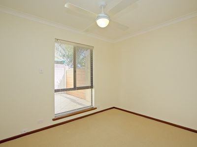 8/9-11 Hinderwell Street, Scarborough