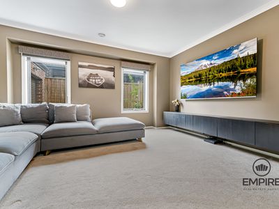 62 Como Parade, Clyde North
