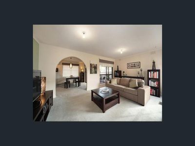 1 / 10 Willow Glen Court, Dingley Village