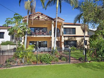 1 / 14 Palm Street, Rowes Bay