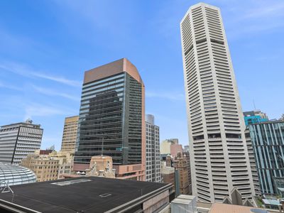 2202 / 1 Hosking Place, Sydney