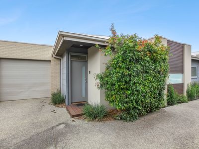 2 / 48 Eames Avenue, Brooklyn