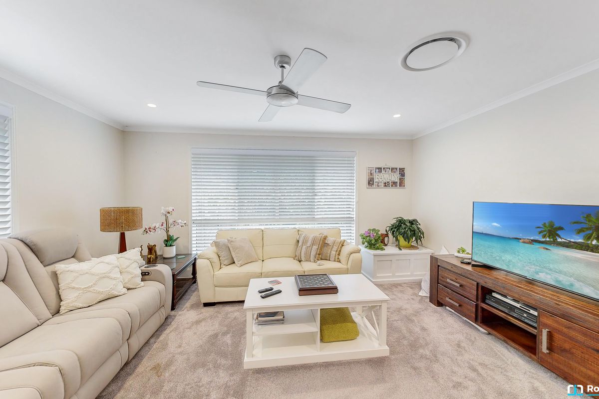 8 Hoylake Court, Tewantin
