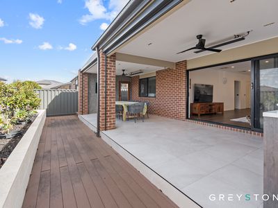 5 Nebula Court, Fraser Rise