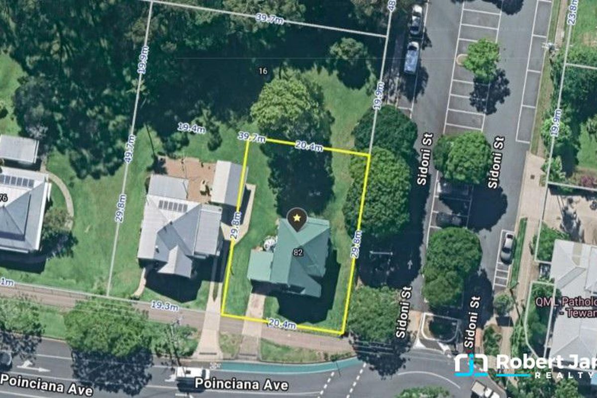 80-82 Poinciana Avenue, Tewantin