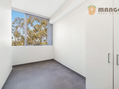 D452 / 29 Porter Street, Ryde