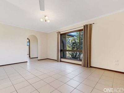 6 Trisha Court, Scarness
