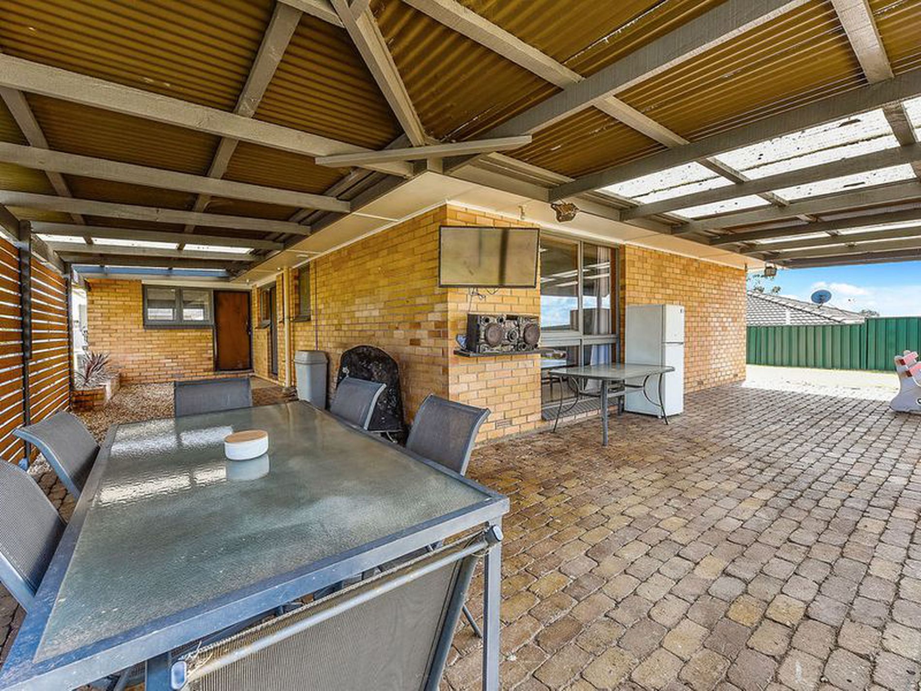 16 Bryant Street, Millicent