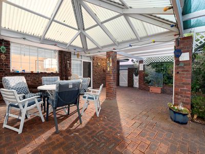 30 Regency Drive, Thornlie