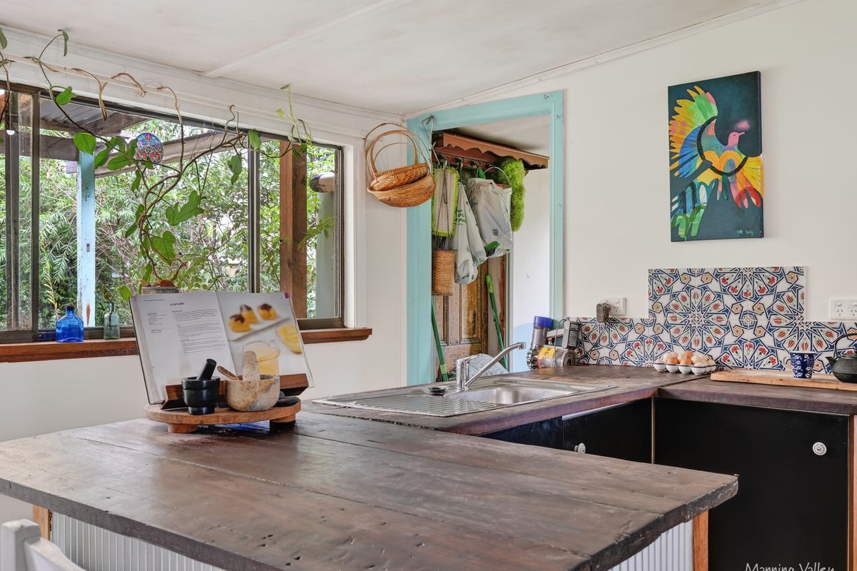 14 East Lansdowne Road, Lansdowne