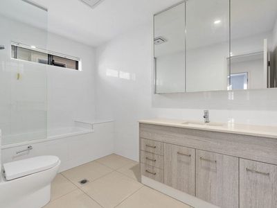 107 / 120 Alma Road, Dakabin