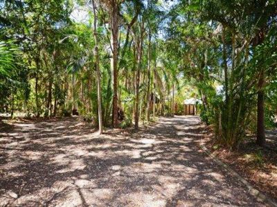 4 Howea Court, Dundowran Beach