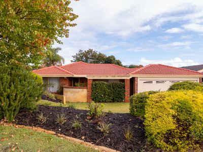 6 Bovell Gardens, Leeming