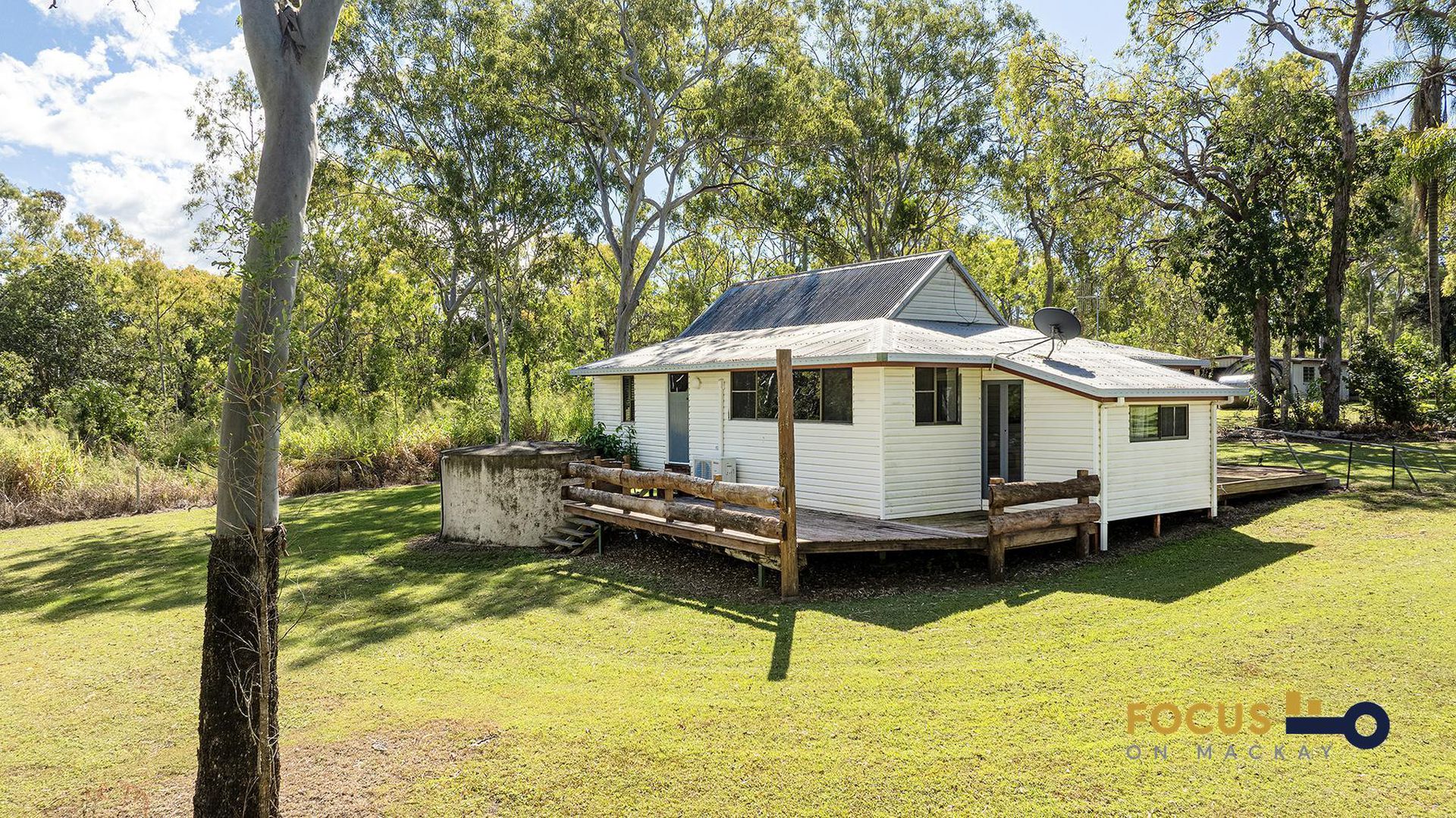 684 Armstrong Beach Rd, Armstrong Beach